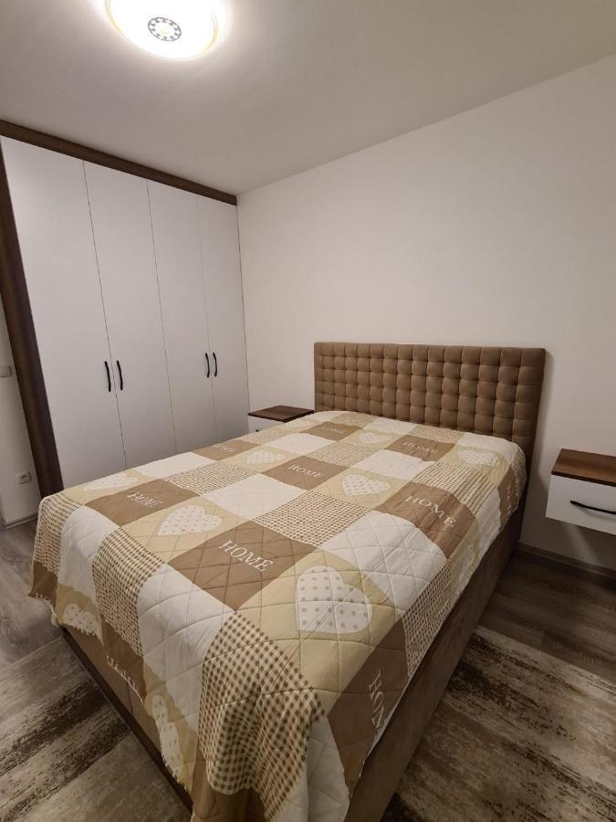 Fush Kosov Apartment Center Kosovo Polje Exterior foto